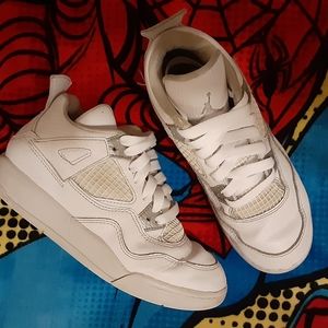 Jordan 4